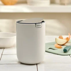 EKO Mini Poubelle De Table 1,5l Blanc